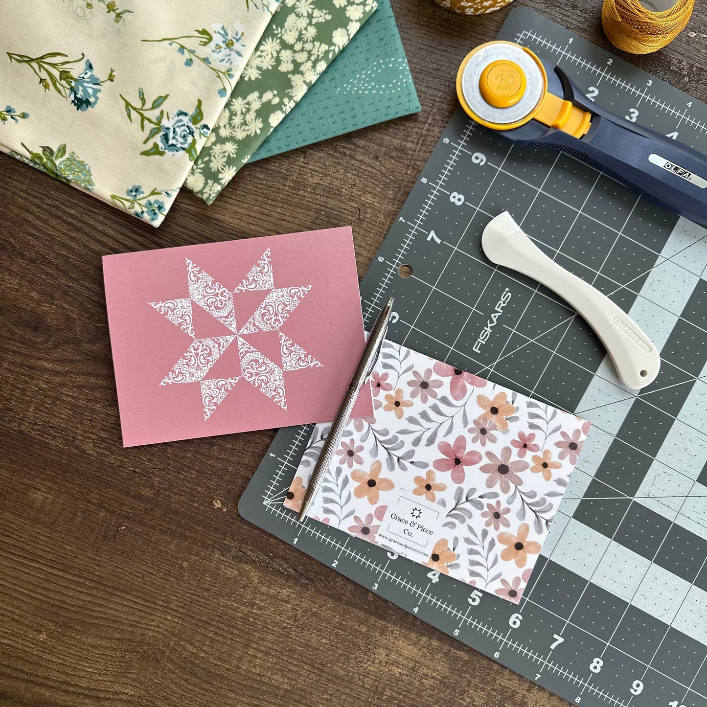 Mauve Modern Vintage Quilt Star Boxed Set of 6 Note Cards