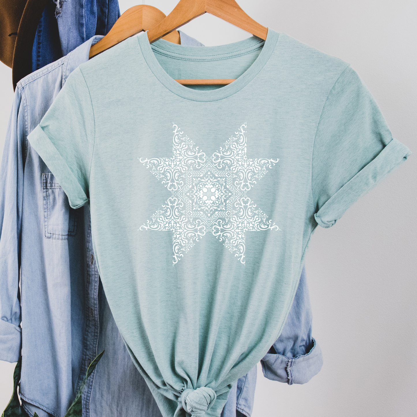 Modern Vintage Quilt Star T-Shirt - Choose your color - Free shipping!