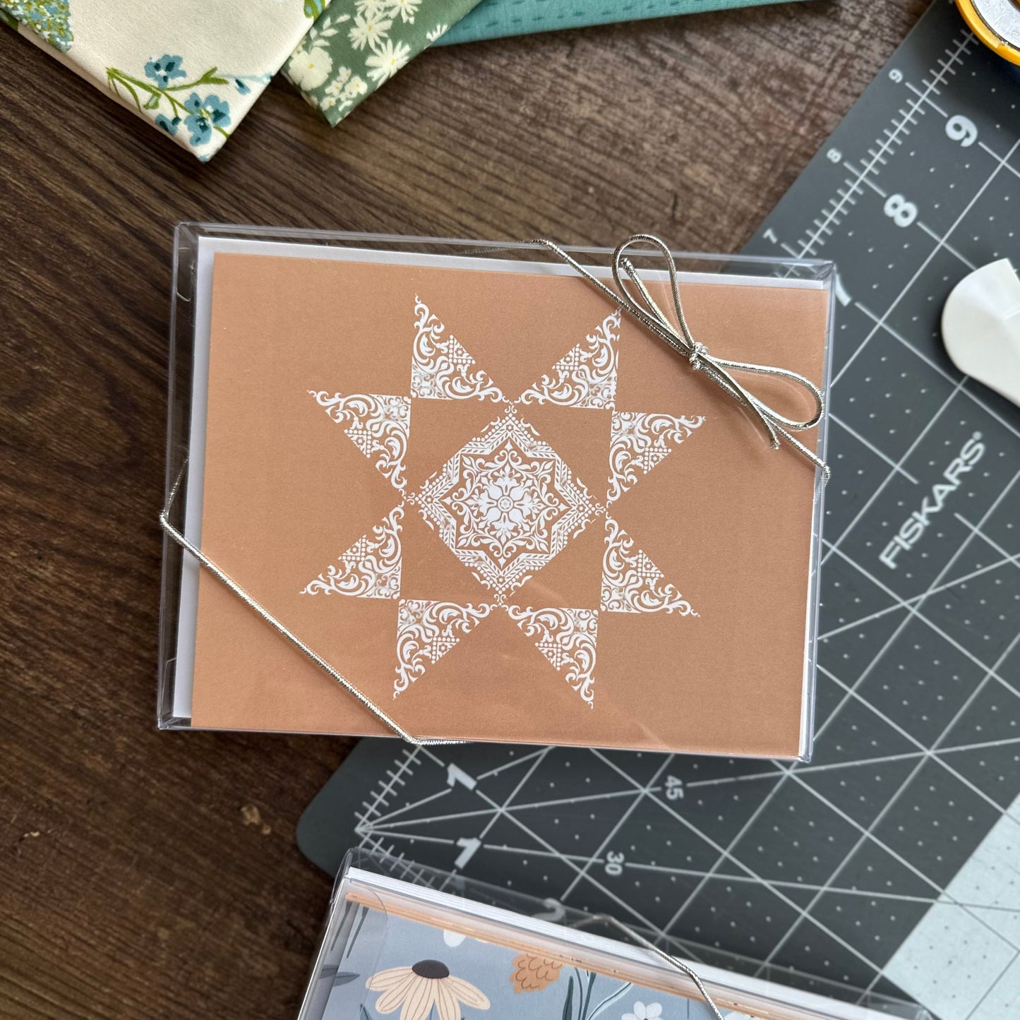 Honey Modern Vintage Quilt Star Boxed Set of 6 Note Cards