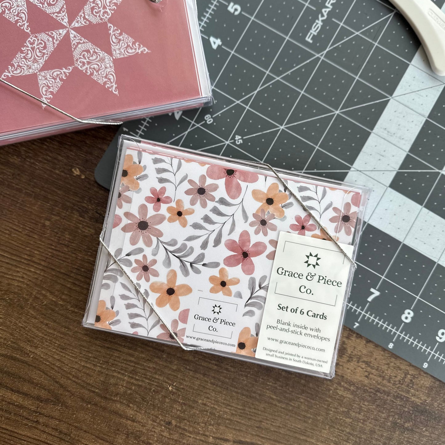 Mauve Modern Vintage Quilt Star Boxed Set of 6 Note Cards