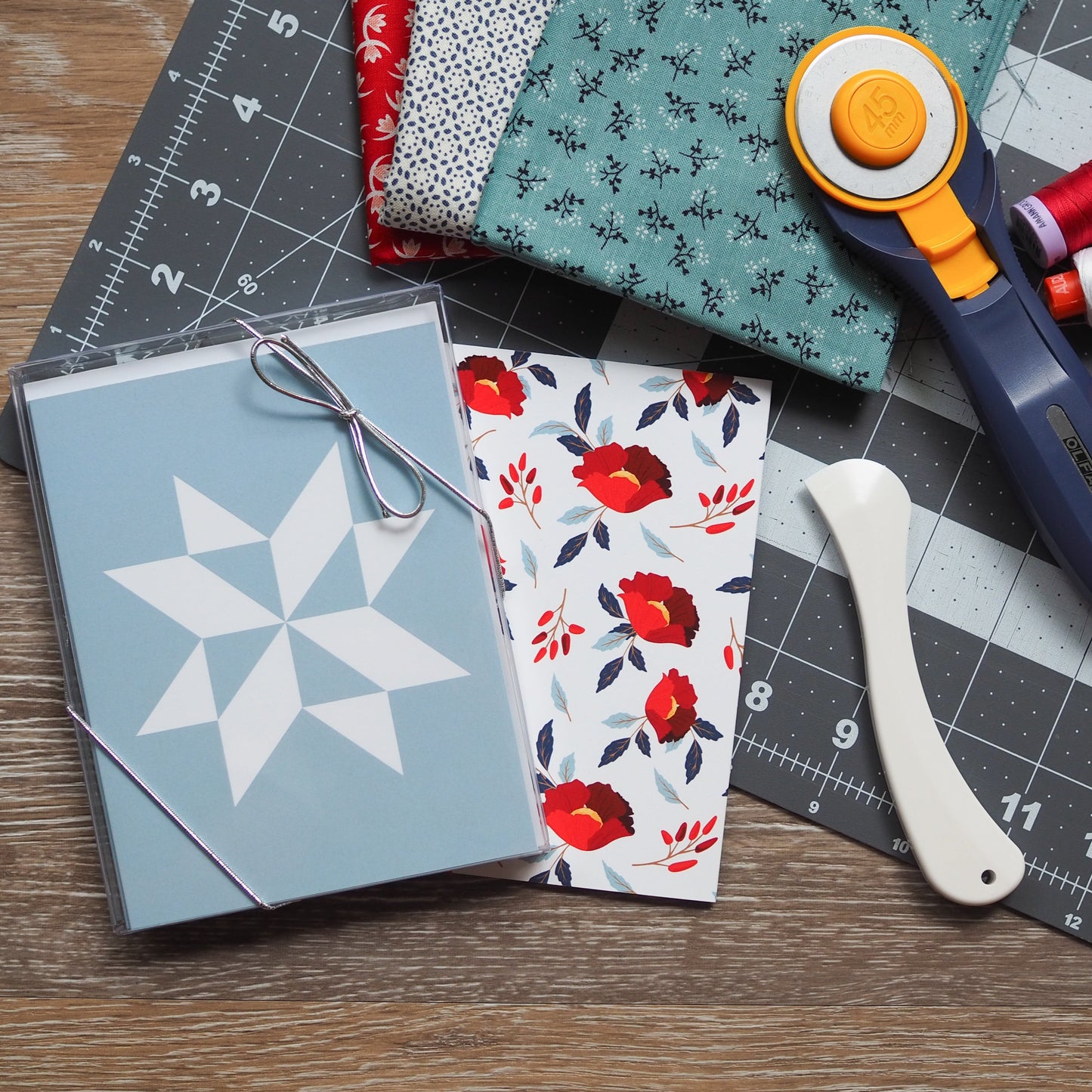 Aqua Floral Pinwheel Quilt Star Card Set