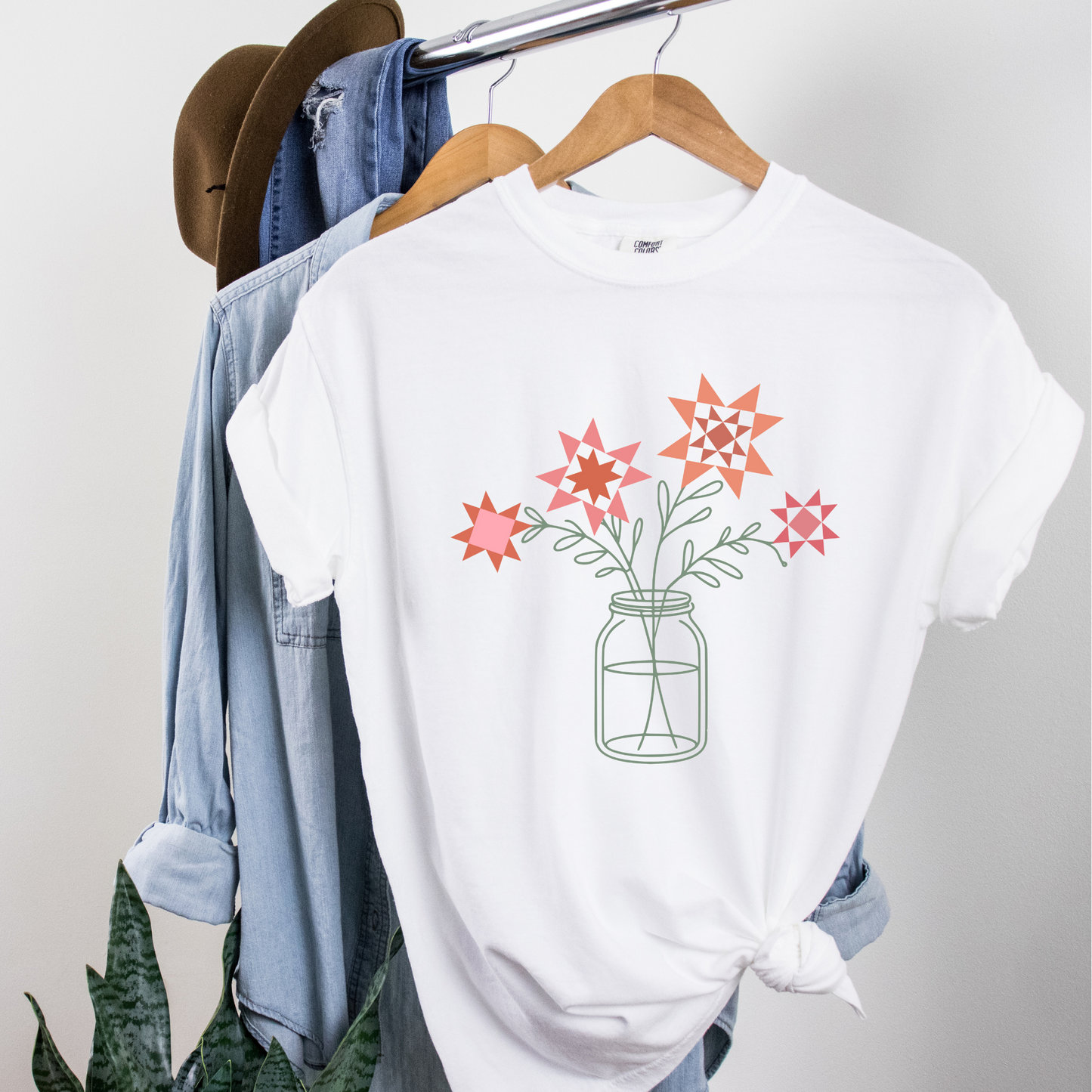 Comfort Colors Mason Jar Quilt Flowers Quilter Shirt