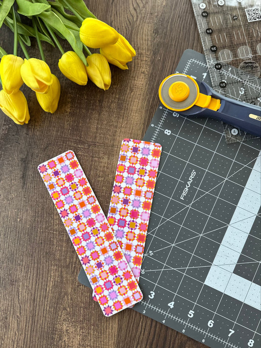 QuiltCakes Star Dew Pattern Laminated Bookmark